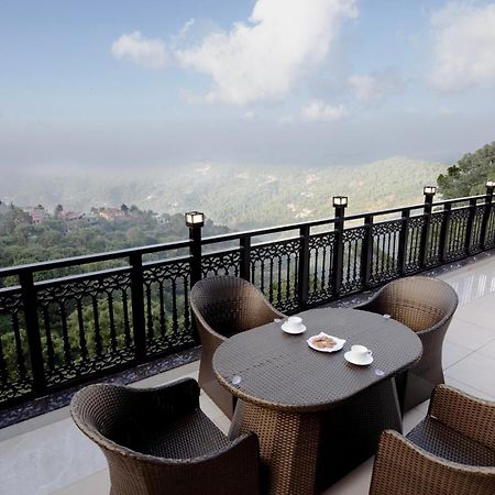Luxe Resorts - Centrally Heated Air Conditioned Hotel In The Heart Of Kasauli Kültér fotó